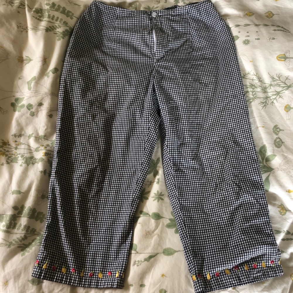 Black and white gingham capris